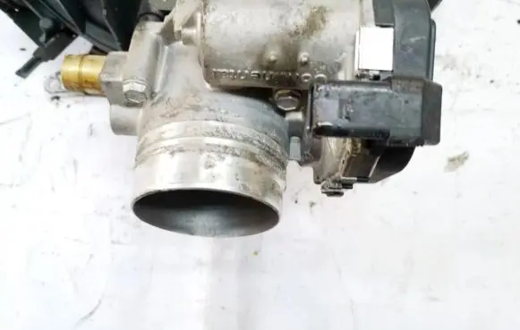 BMW 3 F30 F35 F31 Throttle valve 1354758862504 13547588625-04