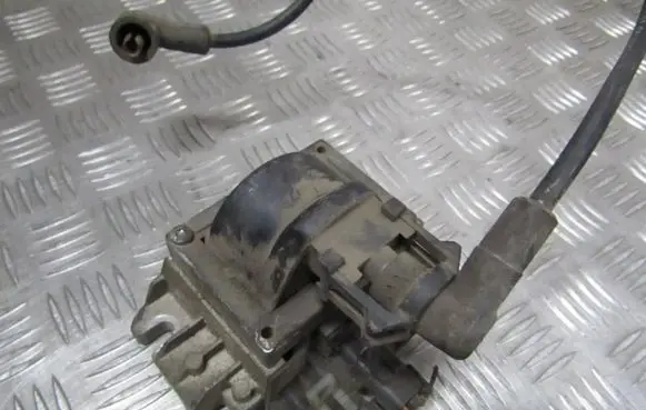 Renault Espace III High voltage ignition coil 7700732263 7700852093