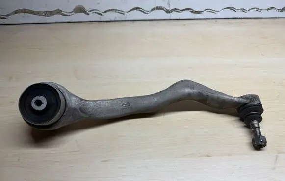 BMW 4 F32 F33 Front lower control arm/wishbone CCA17294