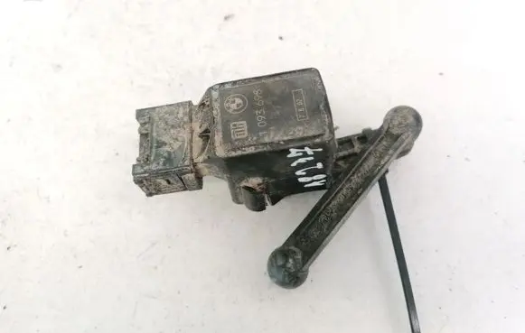 BMW X5 E53 Front height sensor lever 1093698