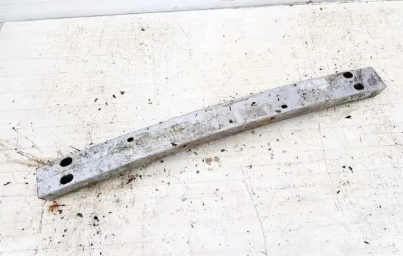 Nissan Almera Tino Front bumper cross member