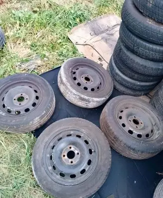 Ford Transit Courier R15 steel rim