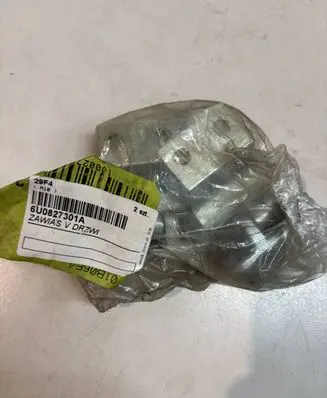 Skoda Felicia I Tailgate/trunk/boot hinge 6U0827301A