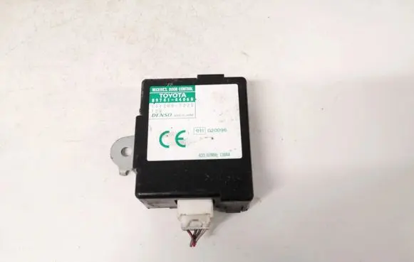Toyota Avensis Verso Door control unit/module 8974144060 89741-44060