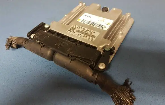 Audi A6 S6 C6 4F Engine control unit/module 03G906016BF 1039S07901 0281011850