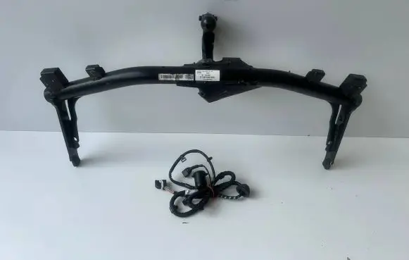 Volkswagen Golf VIII Tow bar 5H9803881D