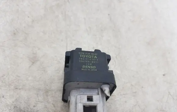 Toyota Auris 150 Glow plug pre-heat relay 2861067010 1567000671