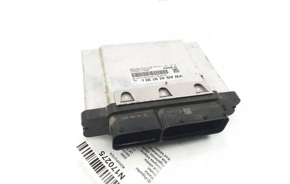 Skoda Octavia Mk3 (5E) Engine ECU kit and lock set 04E907309A