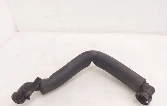 BMW 5 G30 G31 G38 Breather/breather pipe/hose 7623745