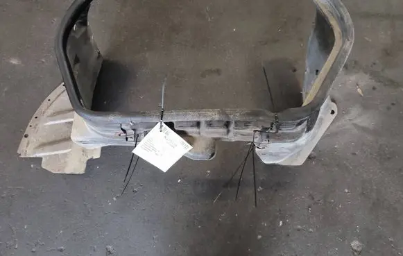Chevrolet Corvette Front wheel arch liner splash guards