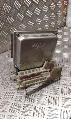 Volvo V70 Engine control unit/module 0281001776 28SA4018