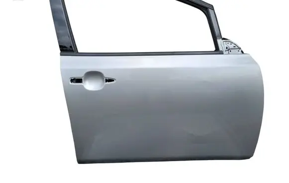 Nissan Leaf II (ZE1) Front door