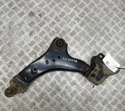 Volvo XC60 Front lower control arm/wishbone 31317665