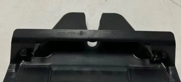 Land Rover Discovery Sport Other trunk/boot trim element FK7246420AB LR061213