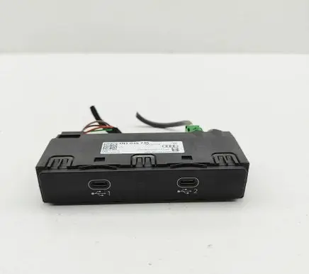 Audi Q7 4M USB socket connector 4N1035736