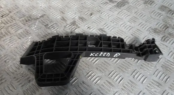 KIA Xceed Rear bumper mounting bracket 86616-J7CA0