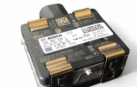 Audi Q3 F3 Distronic sensor radar 3Q0907590L 0203304992