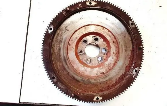 Volkswagen PASSAT B4 Flywheel 037105273C