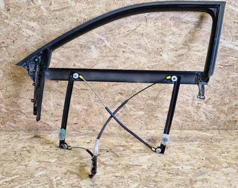 Audi A3 S3 8P Front door coupe window/glass frame 8P3876290 200100022