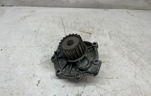 Volkswagen Golf Plus Water pump VKPC86635