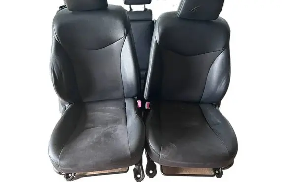 Toyota Prius (XW30) Seat set 