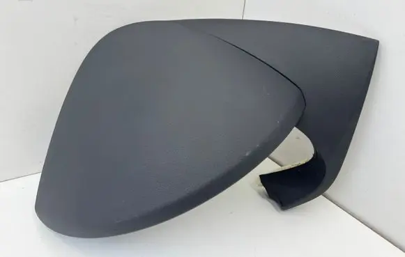 Hyundai Santa Fe Dashboard trim 848302W900