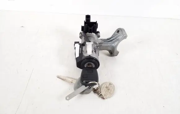 Toyota Corolla E120 E130 Ignition lock