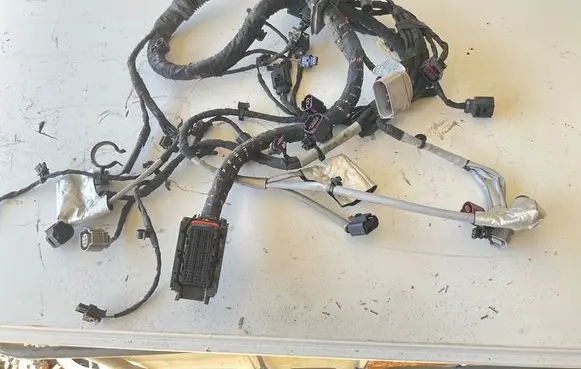 Volkswagen Transporter - Caravelle T6 Engine installation wiring loom 04L971610AQ