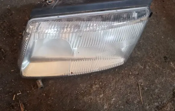Volkswagen PASSAT B5 Headlight/headlamp
