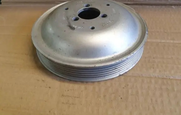 Audi A6 S6 C7 4G Water pump pulley 06E121031E