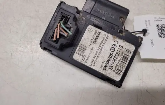 Renault Megane II Ignition key card reader 8200074331A S118539001G