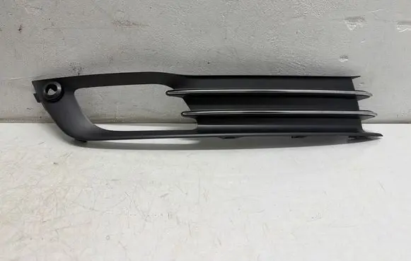 Volvo S80 Front bumper lower grill 31323995