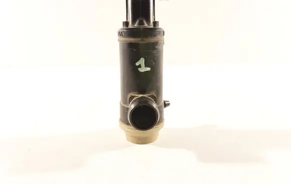 Subaru Forester SH Windscreen/windshield washer pump 90821