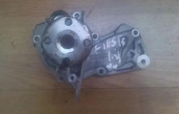 Ford Fiesta Water pump ys6g8501b2b