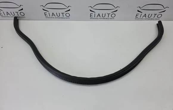 Audi Q2 - Engine compartment rubber 8V0823723