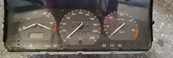 Volkswagen PASSAT B4 Speedometer (instrument cluster) 3A0919059B 0263300457