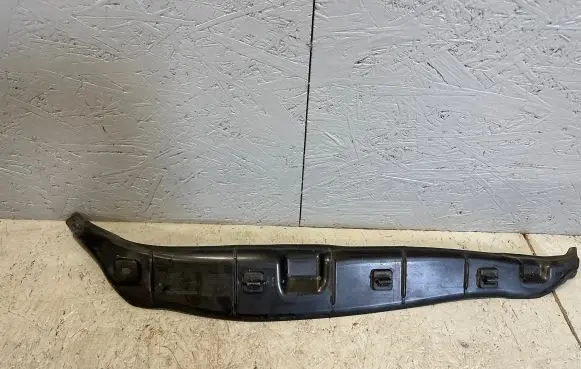 Fender end trim