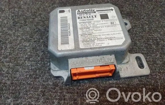 Renault Scenic I Airbag control unit/module 550510000 7700415232F