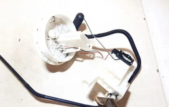 Subaru Outback Fuel level sensor 