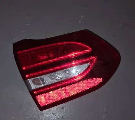 Mercedes-Benz C W205 Tailgate rear/tail lights A2059061503 624703 ZGS112