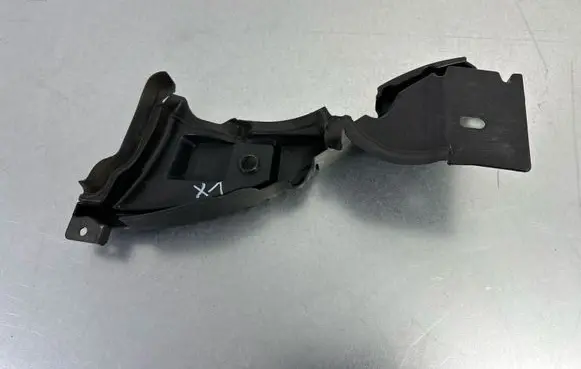 BMW X1 F48 F49 Wiper trim 51767329401
