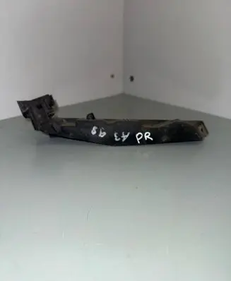 Audi A3 S3 8L Front bumper mounting bracket 8L0807184D