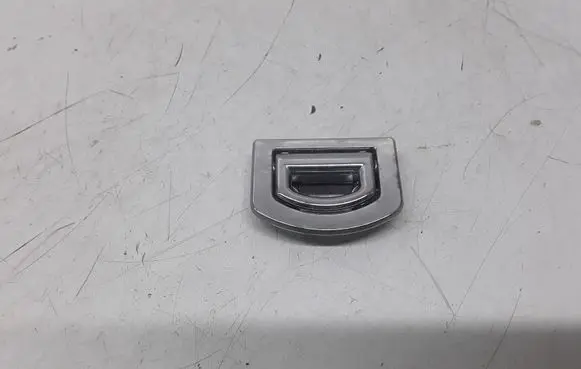 Volkswagen Golf Plus Tie down hook / loop 8E0864203