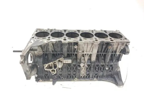 BMW 3 E90 E91 Engine block 306D3 26396137