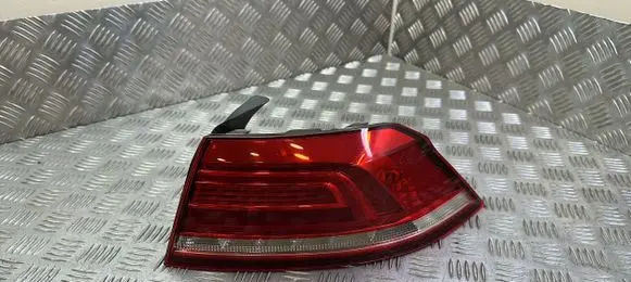 Volkswagen PASSAT B8 Rear/tail lights 3G5945312