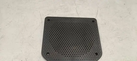 BMW 1 F40 Subwoofer grill/trim 2622499