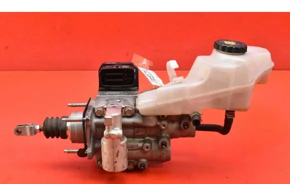 Toyota C-HR I Master brake cylinder 47210-10380