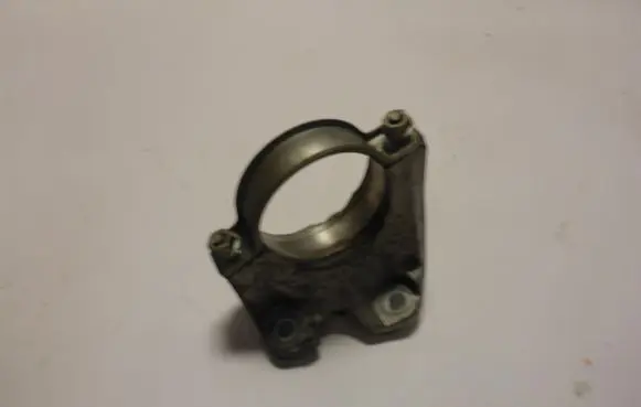 Ford C-MAX II Driveshaft support bearing bracket F1F1-3K305-AA