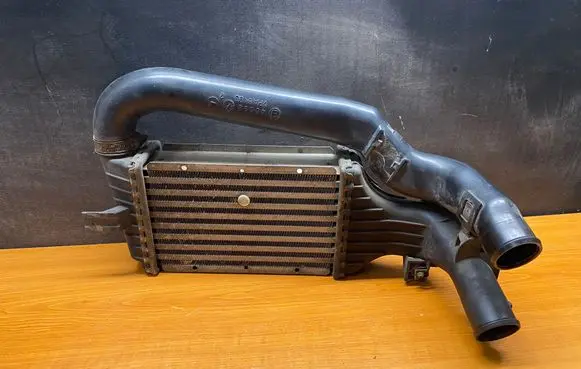 Opel Zafira A Intercooler radiator 24436438 81770
