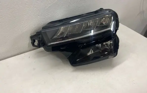Skoda Karoq Headlight/headlamp 57B941009 0022563506